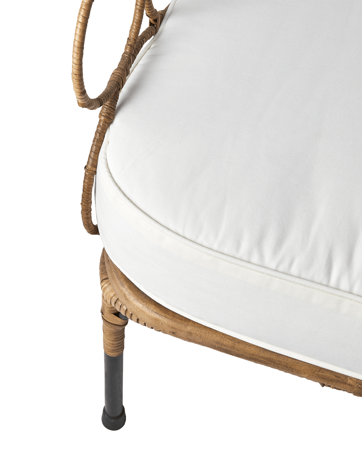 Fauteuil en rotin graphique - Une pièce forte pour hall d’entrée ou maison en bord de mer - Koddel.com