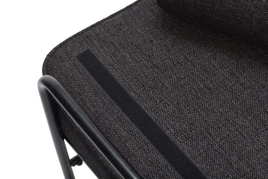 Banc en métal et tissu, design contemporain - PIPE - Koddel.com