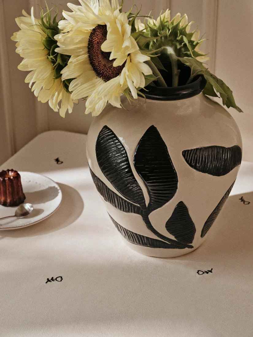Grand vase en céramique peint à la main
